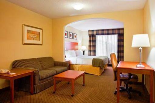 фото отеля Holiday Inn Express Hotel & Suites Goshen
