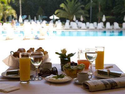 фото отеля The Cosmopolitan Hotel Beirut