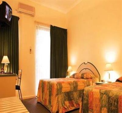 фото отеля Country Comfort Inter City Hotel