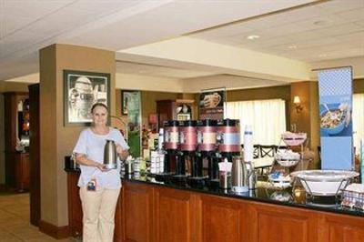 фото отеля Hampton Inn Union City