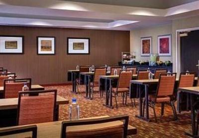 фото отеля Courtyard by Marriott DFW Airport South/Irving