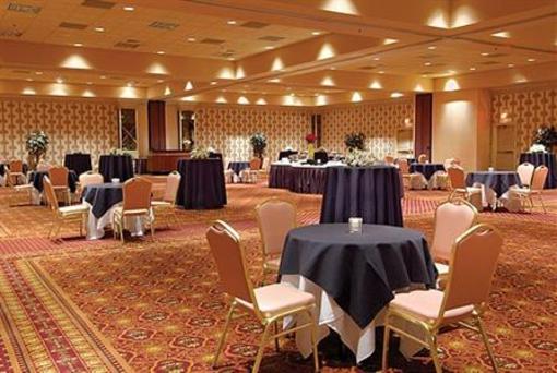 фото отеля The Orleans Hotel & Casino