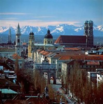 фото отеля Four Points by Sheraton Munchen Central