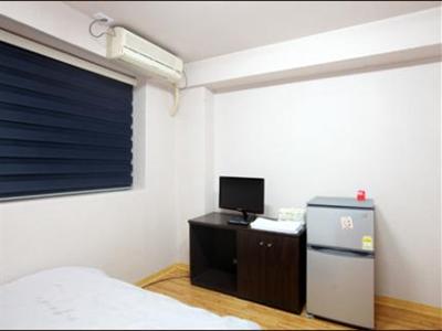 фото отеля Shinchon Hostel