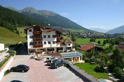 фото отеля Hotel Atzinger