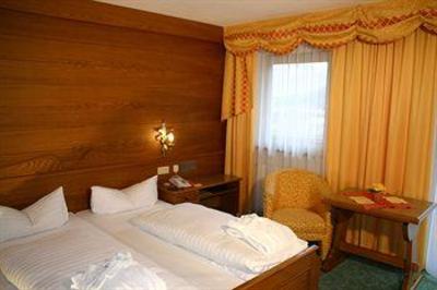 фото отеля Hotel Atzinger
