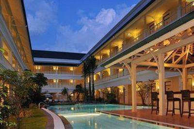 фото отеля Buddy Oriental Riverside Pakkred
