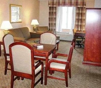 фото отеля Holiday Inn Poplar Bluff