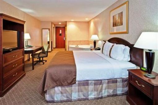 фото отеля Holiday Inn Poplar Bluff