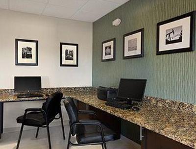 фото отеля Baymont Inn & Suites Hobbs