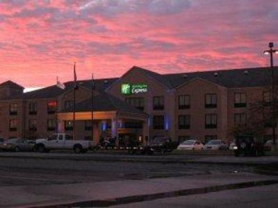 фото отеля Holiday Inn Express Hotel & Suites Paducah West