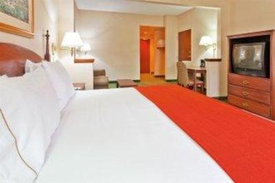 фото отеля Holiday Inn Express Hotel & Suites Paducah West