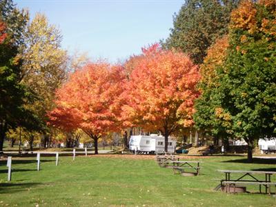 фото отеля Roundup Lake RV Resort