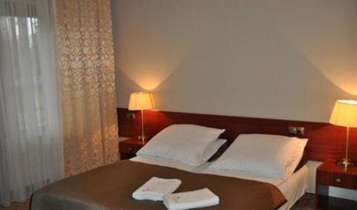 фото отеля Hotel Pod Rozami