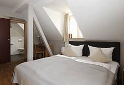 фото отеля Hotel Stiftsgut Keysermuhle Klingenmunster