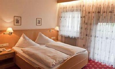 фото отеля Pension Alexandres Eppan an der Weinstrase