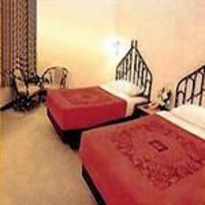 фото отеля Phet Hotel
