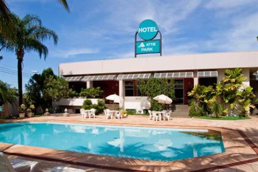 фото отеля Attie Park Hotel