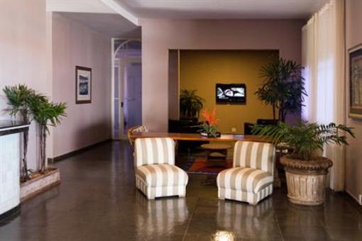 фото отеля Attie Park Hotel