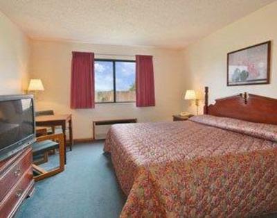 фото отеля Super 8 Motel Winterset