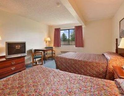 фото отеля Super 8 Motel Winterset