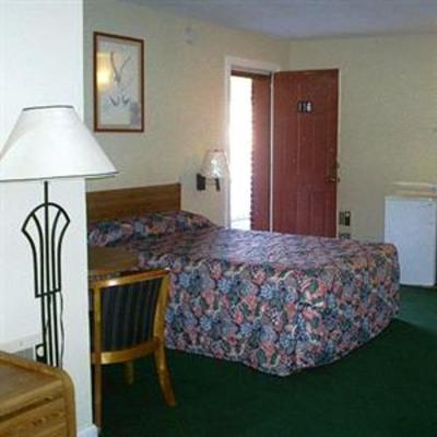 фото отеля Crestview Inn