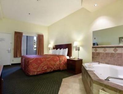 фото отеля Adelanto-Days Inn