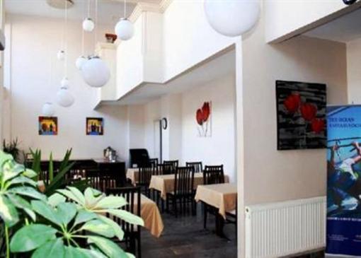 фото отеля Ileri Hotel & Apartments