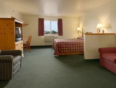 фото отеля Super 8 West Branch
