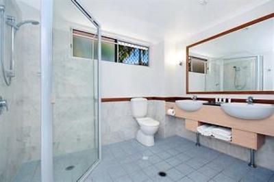 фото отеля Alassio On The Beach Apartments Cairns