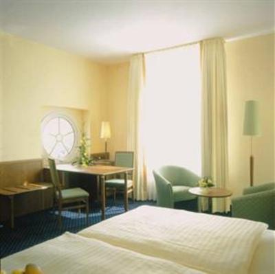 фото отеля Victoria Hotel Minden (North Rhine-Westphalia)