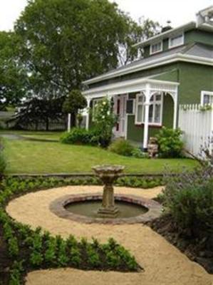 фото отеля Designer Cottage