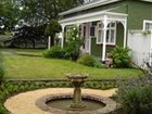 фото отеля Designer Cottage