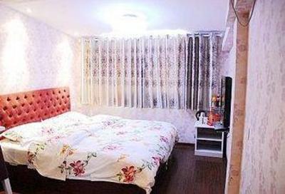 фото отеля Hyperspace Boutique Hotel Qingdao Lijin Road