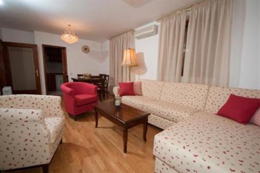 фото отеля Villa Castello Apartments Crikvenica
