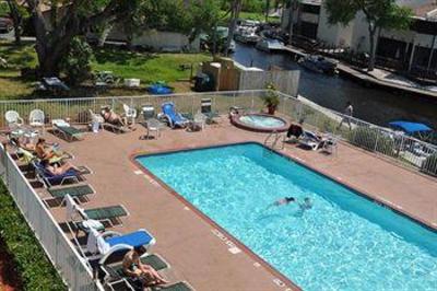 фото отеля Lake Tarpon Resort Palm Harbor