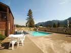 фото отеля BEST WESTERN Oakridge Inn
