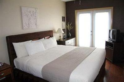 фото отеля Sunset Resorts Canmore