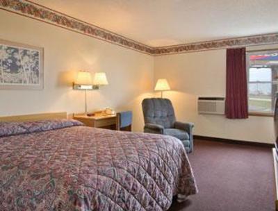 фото отеля Super 8 Motel - Litchfield