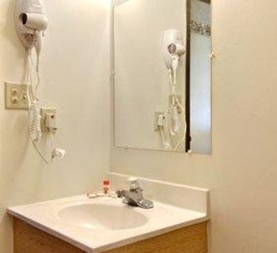 фото отеля Super 8 Motel - Litchfield