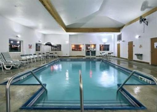 фото отеля Sleep Inn and Suites Charles City