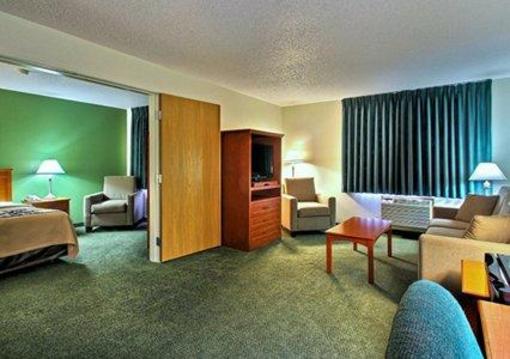 фото отеля Sleep Inn and Suites Charles City