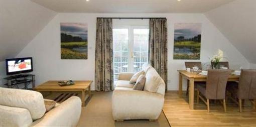 фото отеля Inchmarlo Resort Banchory