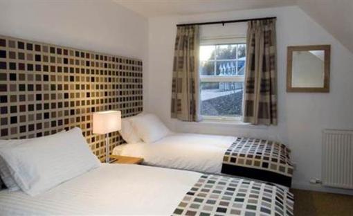 фото отеля Inchmarlo Resort Banchory