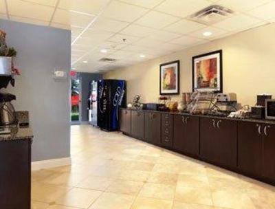 фото отеля Microtel Inn & Suites-Spring Hill