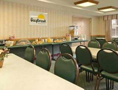 фото отеля Days Inn Colonial Resort