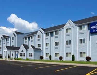 фото отеля Plattsburgh Microtel Inn & Suites