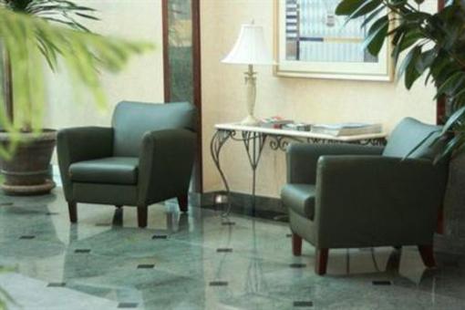 фото отеля Maron Hotel & Suites