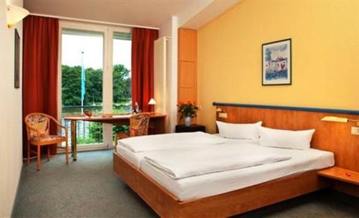 фото отеля Hotel Spree-idyll