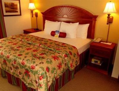 фото отеля BEST WESTERN PLUS Midwest City Inn & Suites